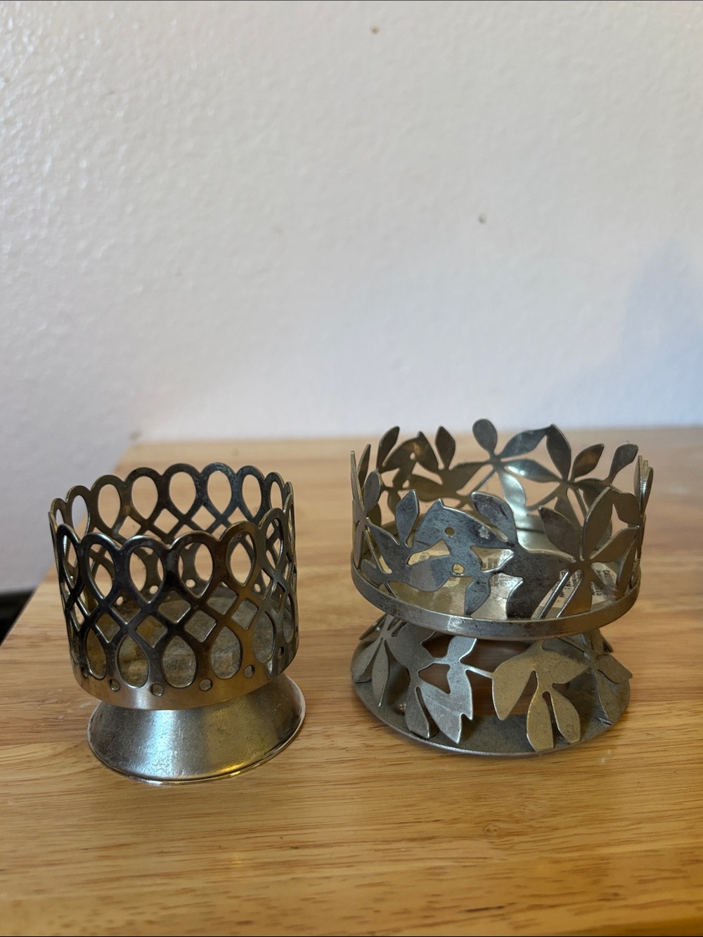 Silver Metal Leaf & Lattice Candle Holder Set